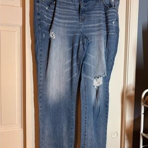 Stylish Blue Distressed Women Jeans